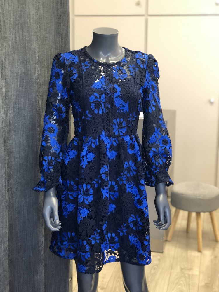 BLUE FLOWERS robe dentelle noir & bleu en boutique mode à Marseille centre ville