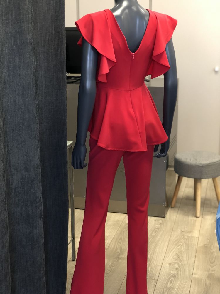 tenue rouge habillé chic