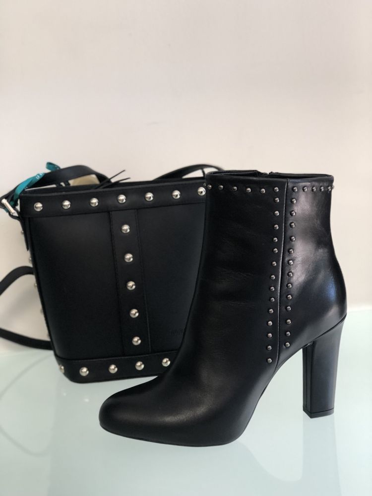 Bottines à clous Taupe & Noire