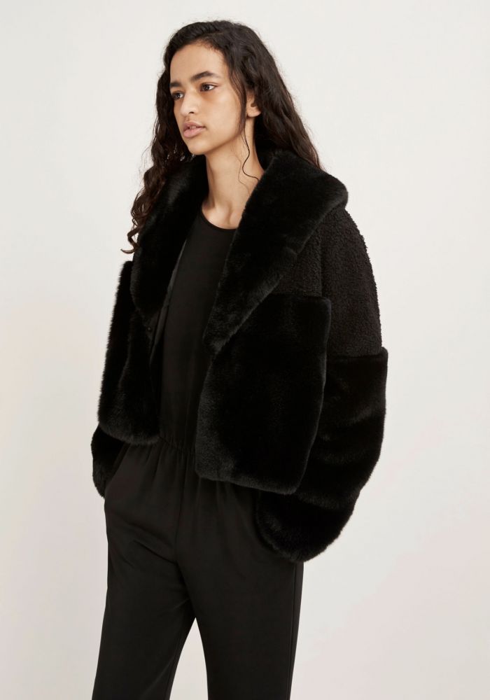 Veste Courte fausse Fourrure