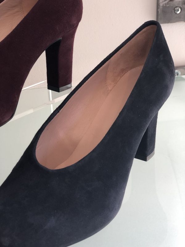 Escarpin NEBULA en daim - UNISA