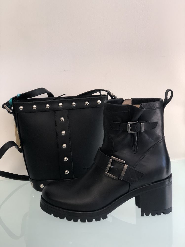 Bottines motards courtes