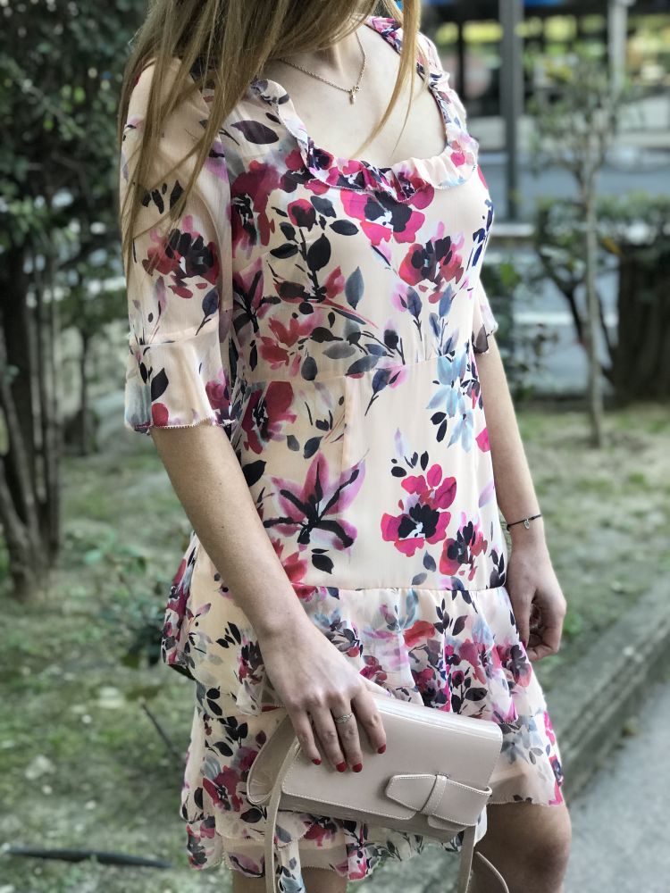 PARK FLOWERS robe poudre imprimés fleuris GAUDÌ en magasin pour femme à Marseille Prado