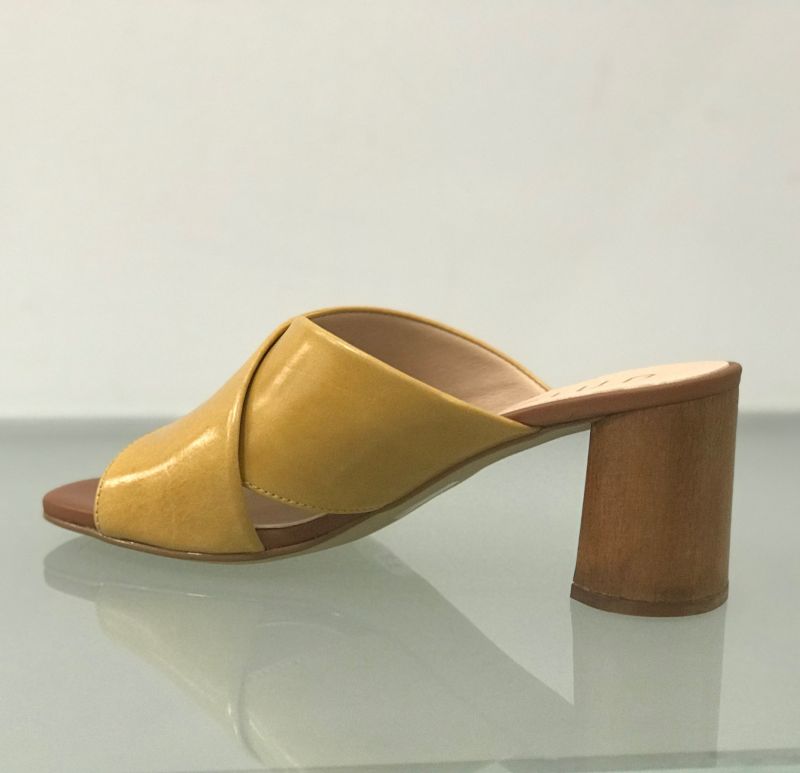 mule talon jaune moutarde 
