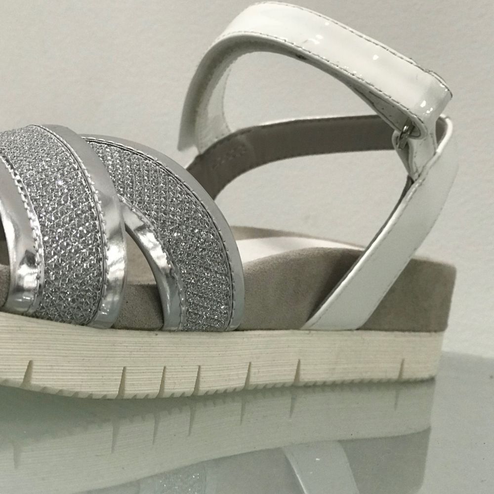 sandale mode couleur argent