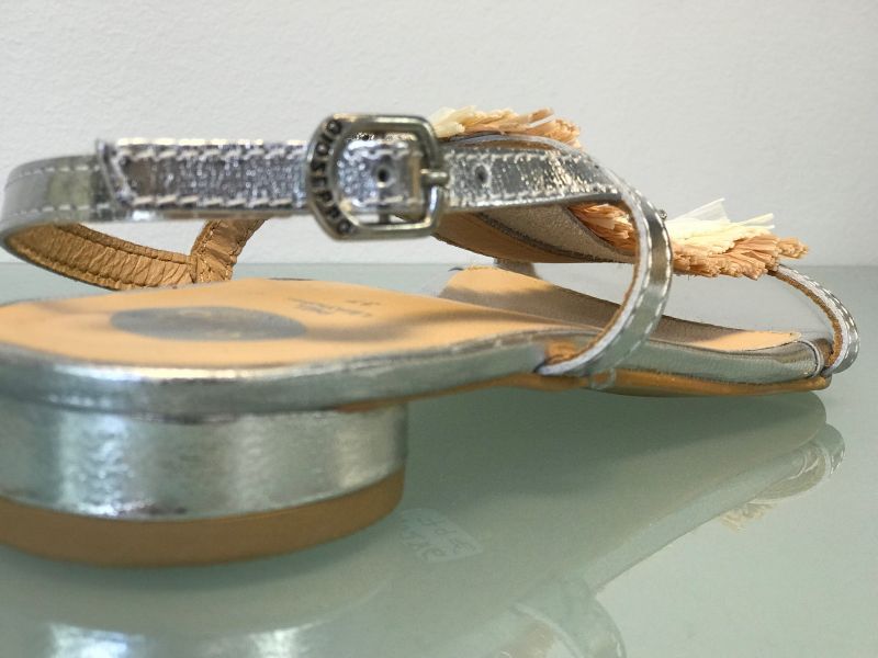 Sandales en cuir de couleur argent - Gioseppo
